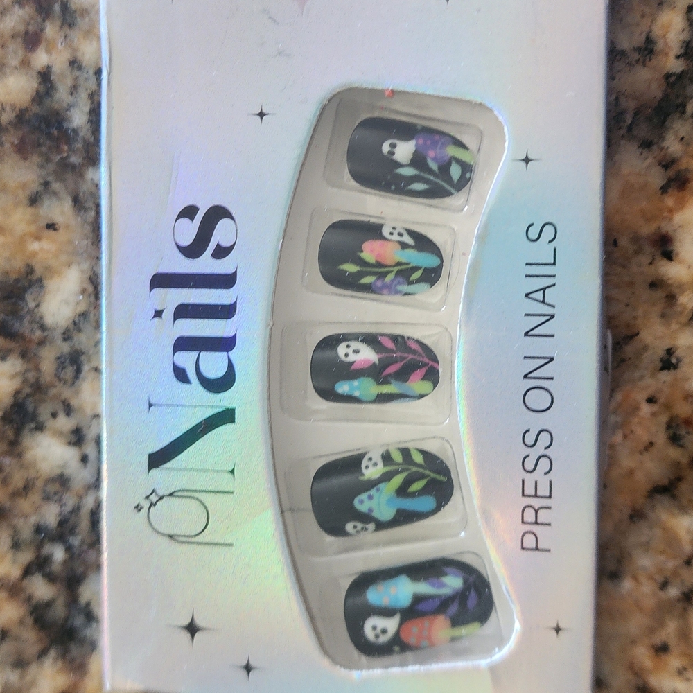 Colorful Skull Press On Nails